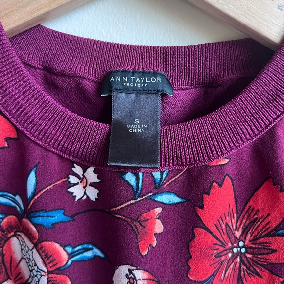 Ann Taylor Factory Burgundy Floral Sleeveless Top Size S - Picture 3 of 4